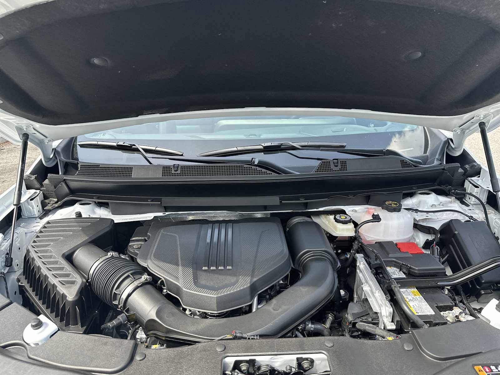 New 2026 Chevrolet Traverse LT w/ LPO, Floor Liner Package FWD image 13