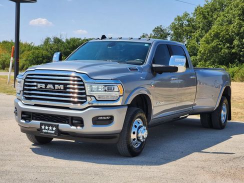 Used 2024 RAM 3500 Limited w/ Towing Technology Group AWD/4WD image 3