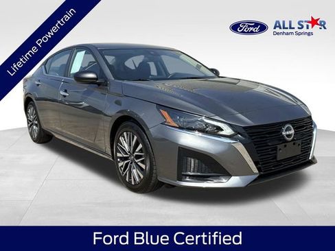 Used 2025 Nissan Altima 2.5 SV image 1