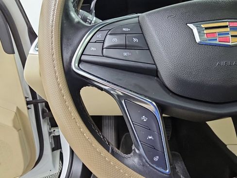 Used 2019 Cadillac XT5 Premium Luxury FWD image 25