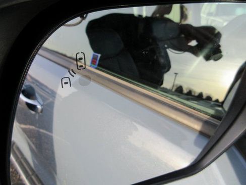 Used 2023 Ford Ranger Lariat w/ Equipment Group 501A High image 42