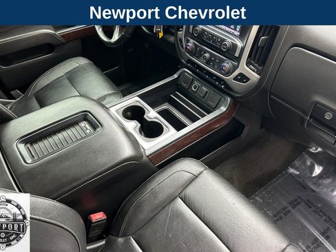 Used 2018 GMC Sierra 1500 SLT w/ SLT Premium Package image 16