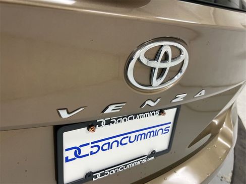 Used 2009 Toyota Venza Base image 24