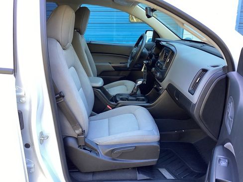 Used 2022 Chevrolet Colorado W/T w/ WT Convenience Package image 29