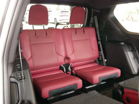 Used 2023 Lexus GX 460 Premium image 30