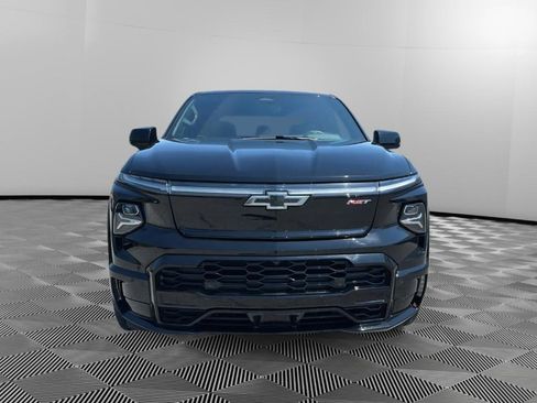 Used 2024 Chevrolet Silverado EV RST AWD/4WD image 7