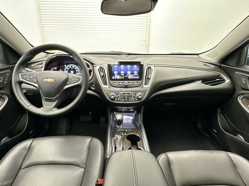 Certified 2025 Chevrolet Malibu LT FWD image 15