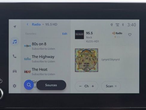 Certified 2025 Toyota Camry LE image 26