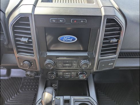 Used 2019 Ford F150 XLT w/ Equipment Group 302A Luxury AWD/4WD image 29