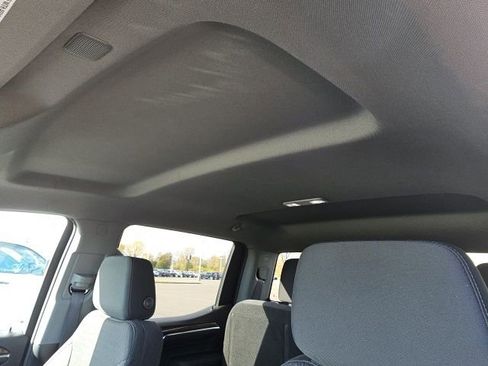 Used 2024 Chevrolet Silverado 1500 LT image 19