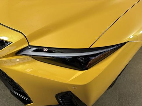 Certified 2025 Lexus IS 500 image 31