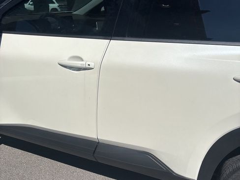 Used 2021 Nissan Rogue SV image 23