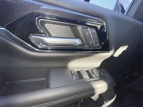 New 2026 GMC Yukon XL Elevation image 22