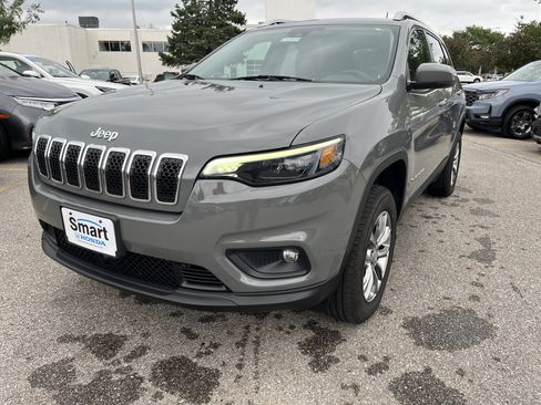 Used 2021 Jeep Cherokee Latitude Lux w/ Trailer Tow Group AWD/4WD image 2