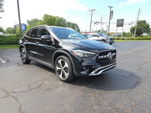 Certified 2026 Mercedes-Benz GLA 250 4MATIC image 1