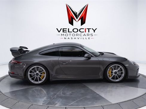 Used 2018 Porsche 911 GT3 RWD image 13