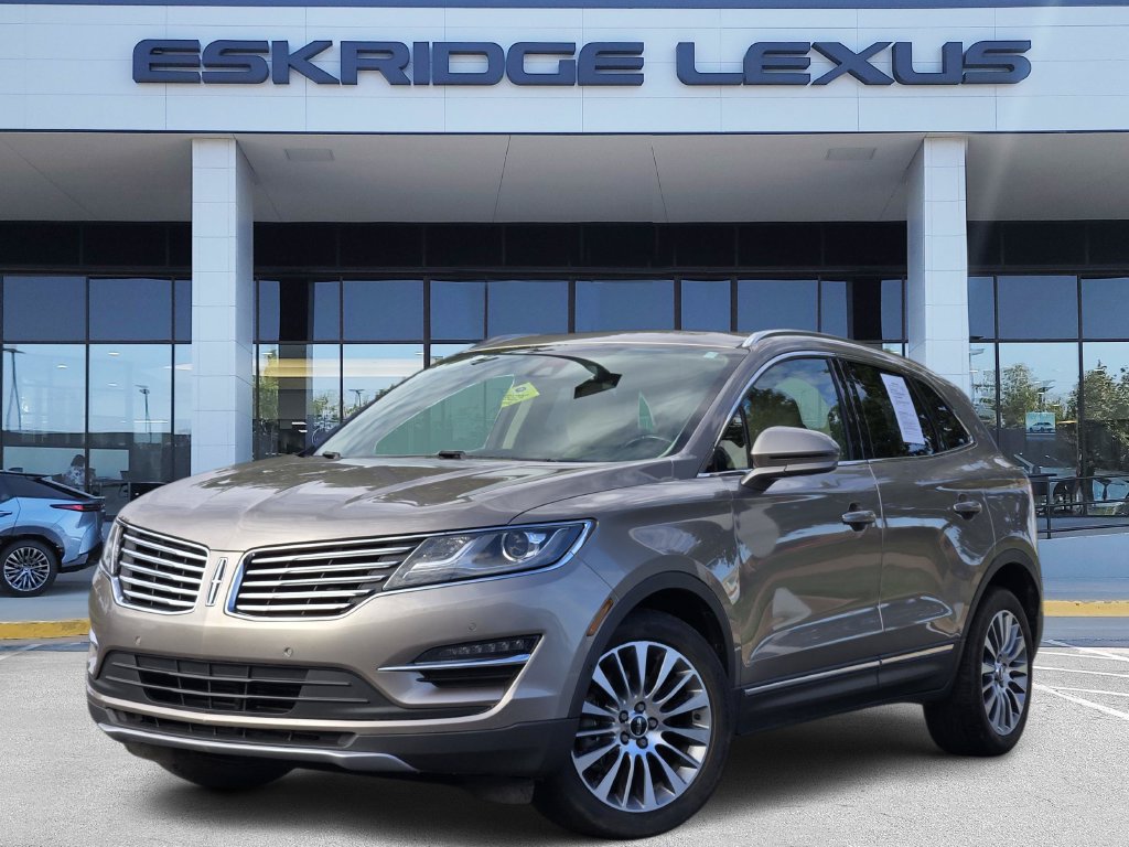 Used 2018 Lincoln MKC Reserve FWD image 1