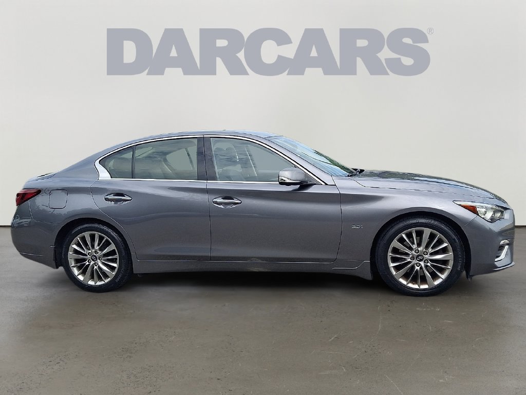 Used 2019 INFINITI Q50 Luxe w/ Essential Package (3.0T Luxe) AWD/4WD image 7