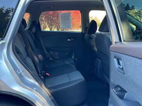 Certified 2022 Nissan Rogue SV image 23