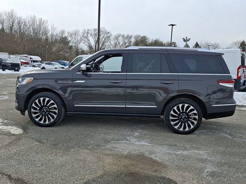 Used 2023 Lincoln Navigator Black Label AWD/4WD image 7