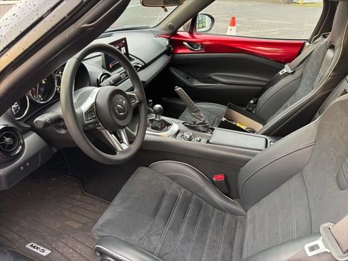 Used 2023 MAZDA MX-5 Miata Club w/ Brembo/BBS Recaro Package image 4