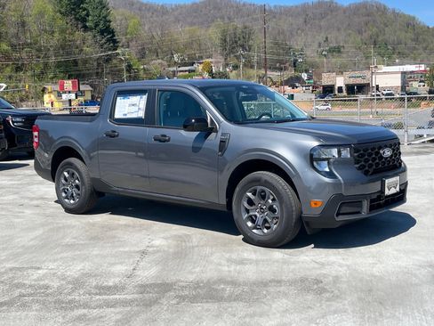 New 2026 Ford Maverick XLT AWD/4WD image 1