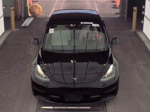 Used 2022 Tesla Model 3 Performance AWD/4WD image 2