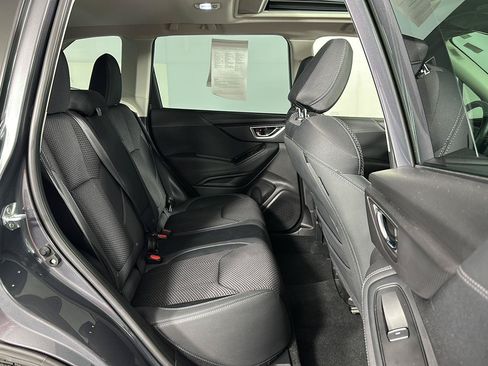 Used 2024 Subaru Forester Premium AWD/4WD image 30