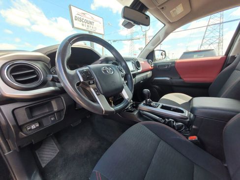 Used 2019 Toyota Tacoma 4x4 Double Cab image 22