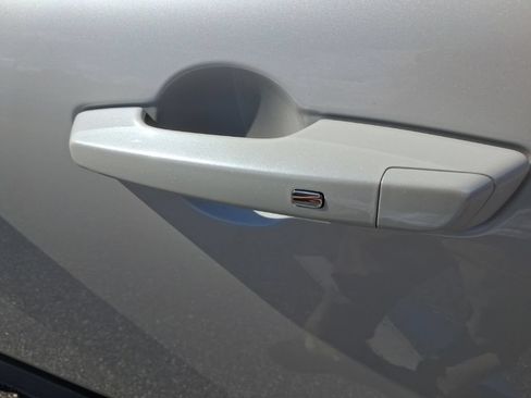 Used 2024 Honda Prologue EX image 17