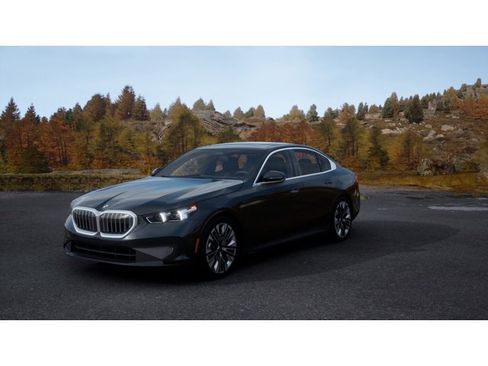 New 2026 BMW 530i image 1