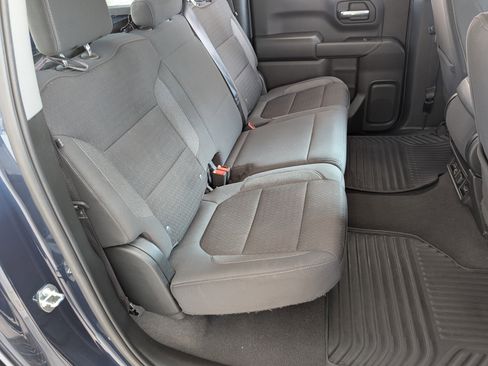 Used 2021 Chevrolet Silverado 1500 LT AWD/4WD image 18
