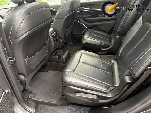 Certified 2022 Jeep Grand Cherokee L Limited AWD/4WD image 47