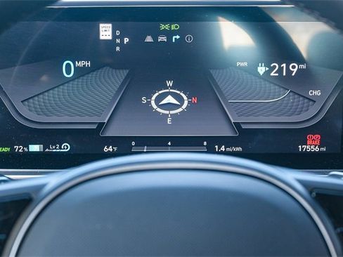 Used 2024 Hyundai Ioniq 6 Limited image 25