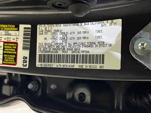 Certified 2023 Toyota Tacoma TRD Off-Road image 23