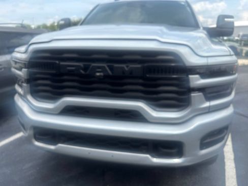 Used 2026 RAM 2500 Big Horn AWD/4WD image 2