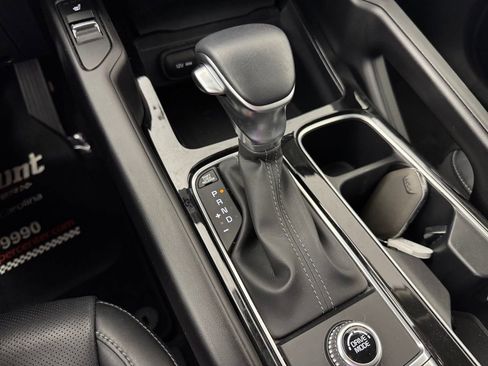Used 2025 Kia Telluride S FWD image 27