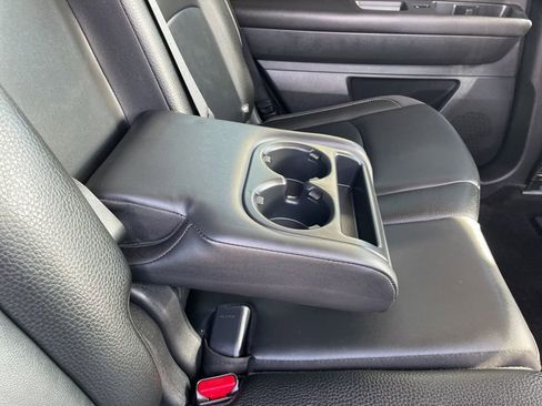 Used 2025 Nissan Pathfinder SL image 35