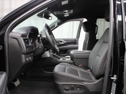 Used 2024 Chevrolet Tahoe Z71 w/ Z71 Off-Road Package AWD/4WD image 9
