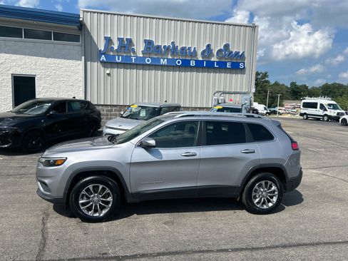 Used 2020 Jeep Cherokee Latitude Plus AWD/4WD image 4
