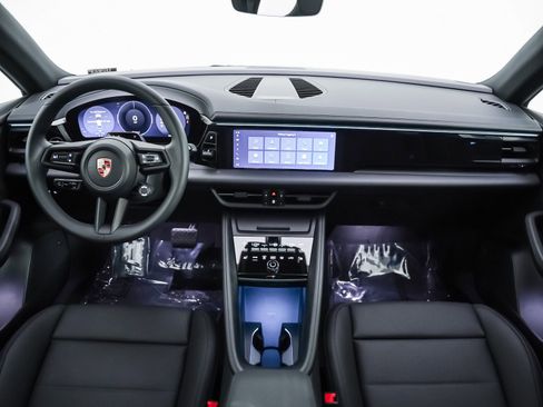 New 2026 Porsche Macan Electric image 14