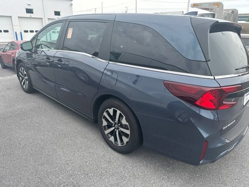 Used 2026 Honda Odyssey EX-L image 4