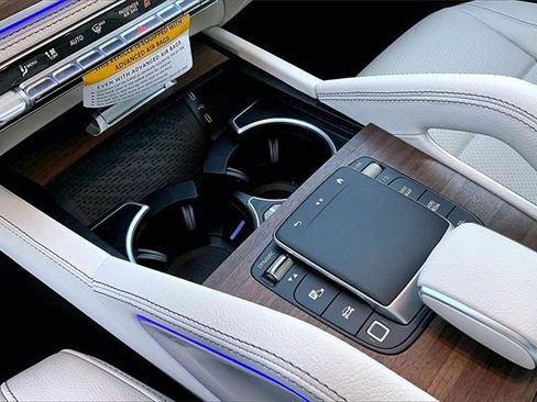 New 2026 Mercedes-Benz GLE 450 4MATIC image 11