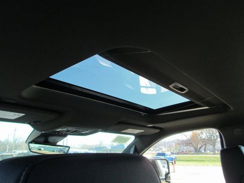 New 2026 GMC Sierra 2500 AT4 w/ AT4 Premium Plus Package image 14