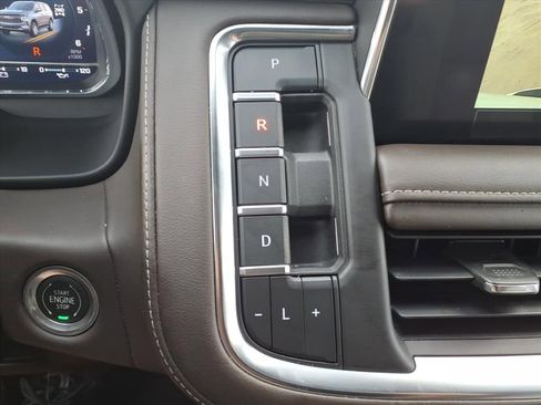 Used 2022 Chevrolet Tahoe Z71 image 26