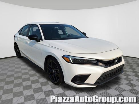 Used 2023 Honda Civic Sport image 1