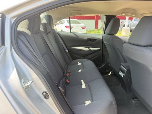 Used 2025 Toyota Corolla LE FWD image 30