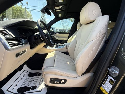 Used 2021 BMW X5 sDrive40i w/ Premium Package image 13