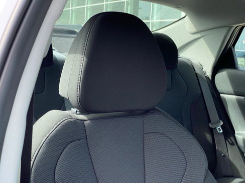 New 2026 Hyundai Elantra SE FWD image 29