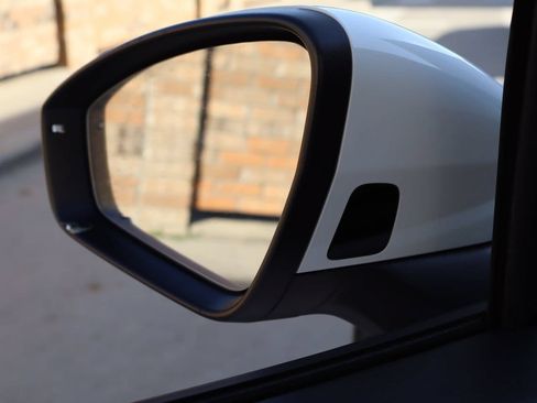 Used 2023 Volkswagen ID.4 Pro RWD image 19